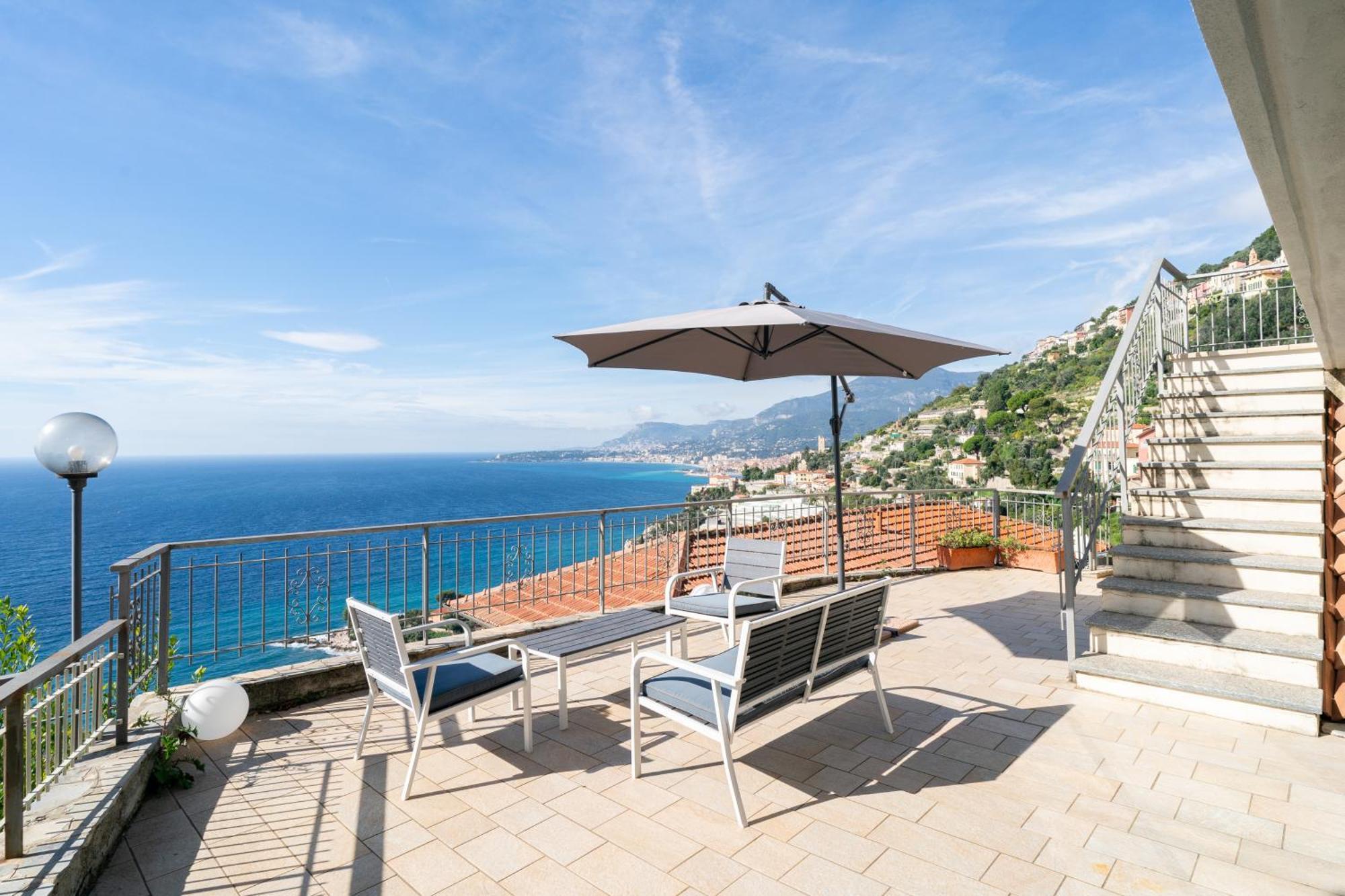 Ferienwohnung Casa Grimaldi - Terrace & Sea View Ventimiglia Exterior foto
